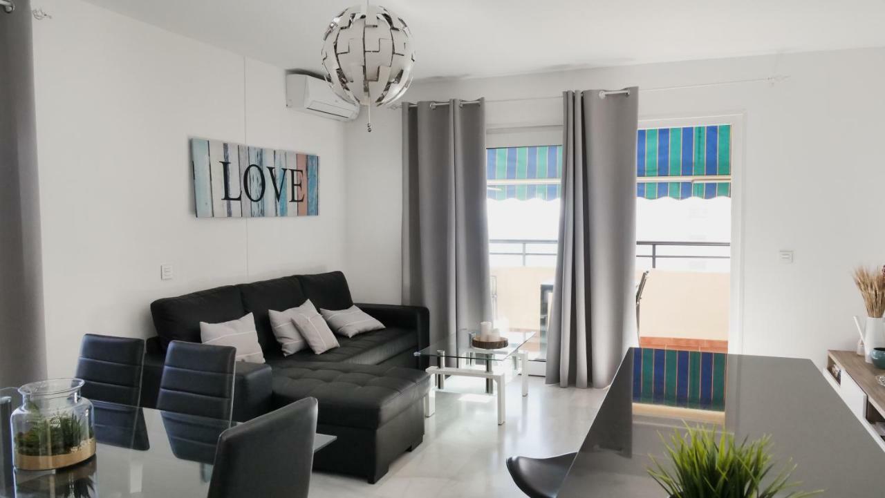 Apartmán Casinomar Frente Al Mar Benalmádena Exteriér fotografie